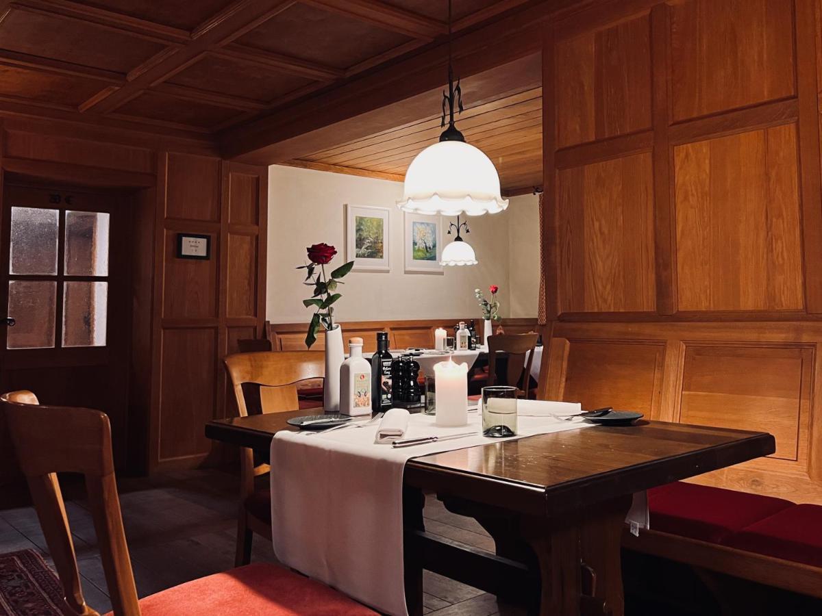 Gasthof Waescherschloss Wäschenbeuren Extérieur photo